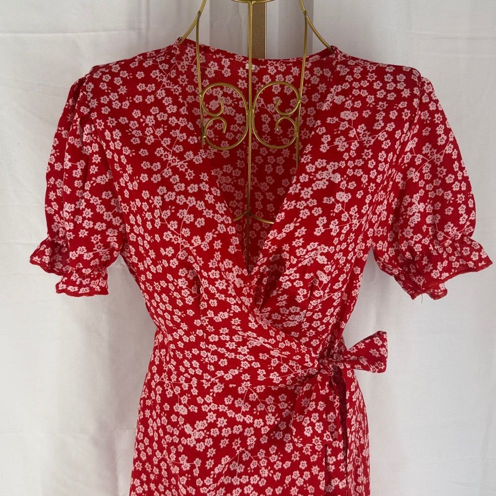 Red Floral Crepe Wrap Dress with Ruffle Sleeves - Small - Picture 3 of 15